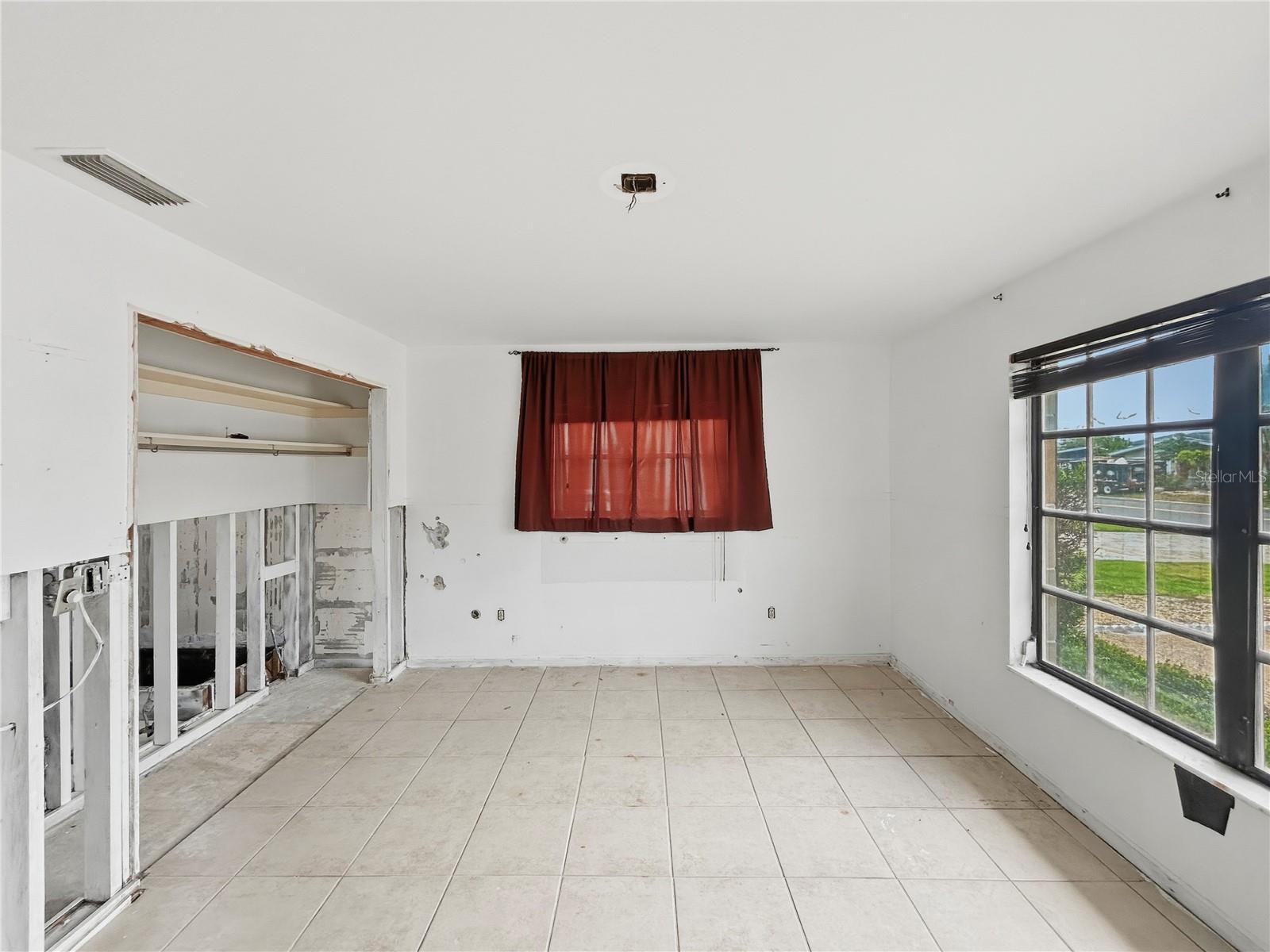 Image 19 of 28 For 750 115th Avenue