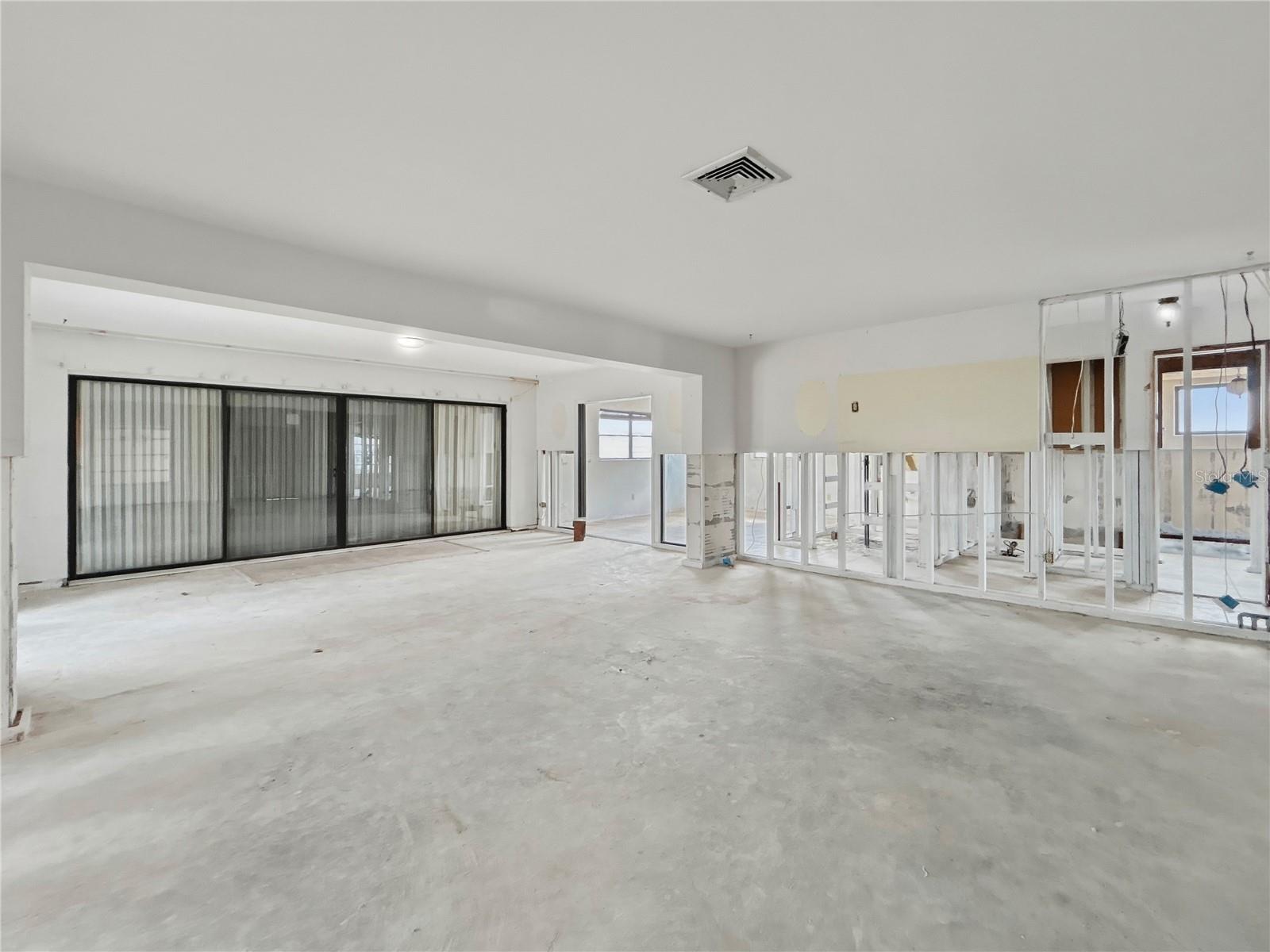 Image 21 of 28 For 750 115th Avenue
