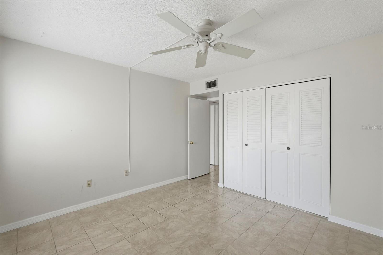 Image 12 of 36 For 14800 Walsingham Road 205