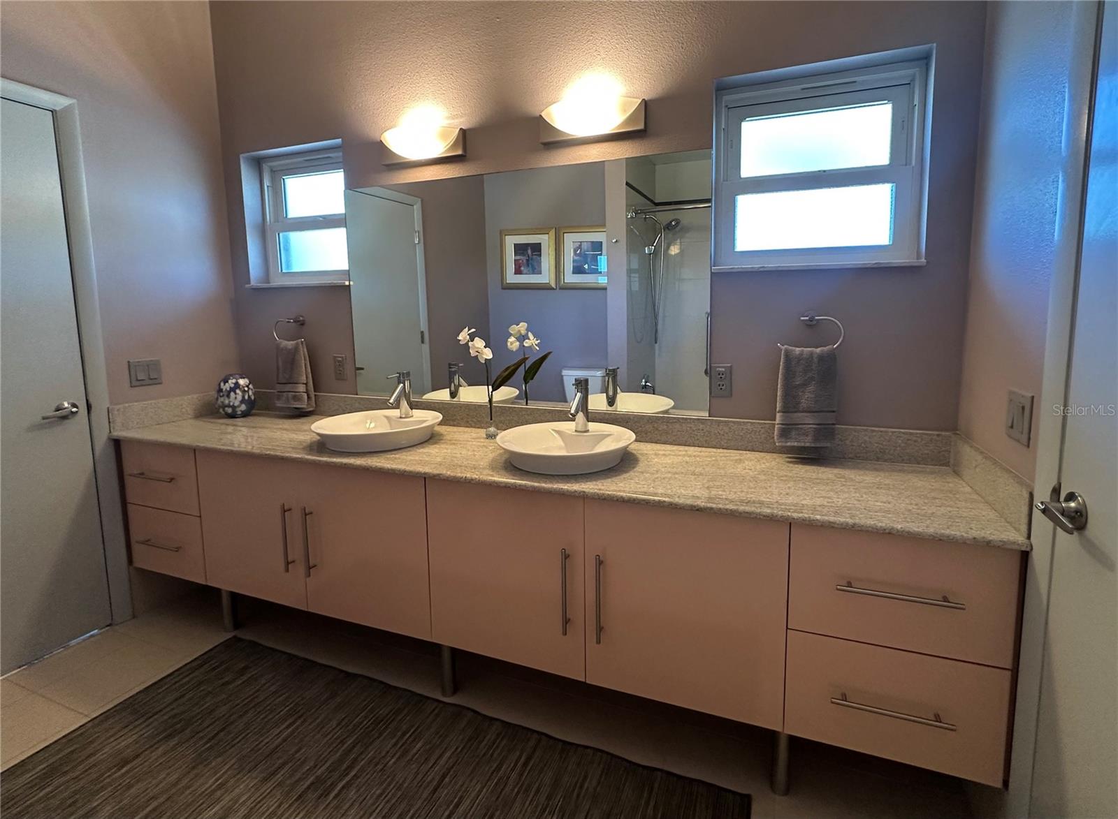 Image 21 of 48 For 114 13th Street
