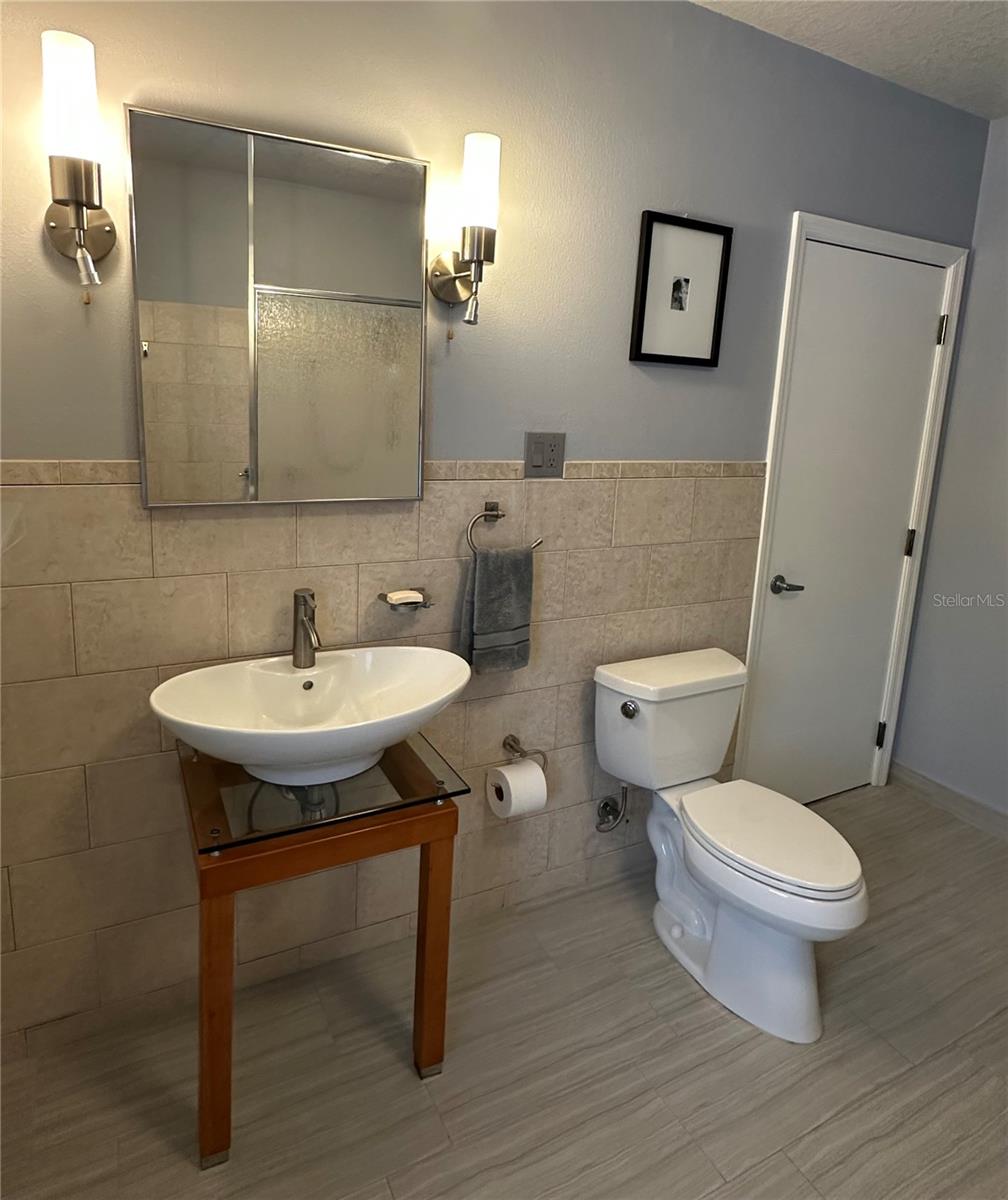Image 32 of 48 For 114 13th Street