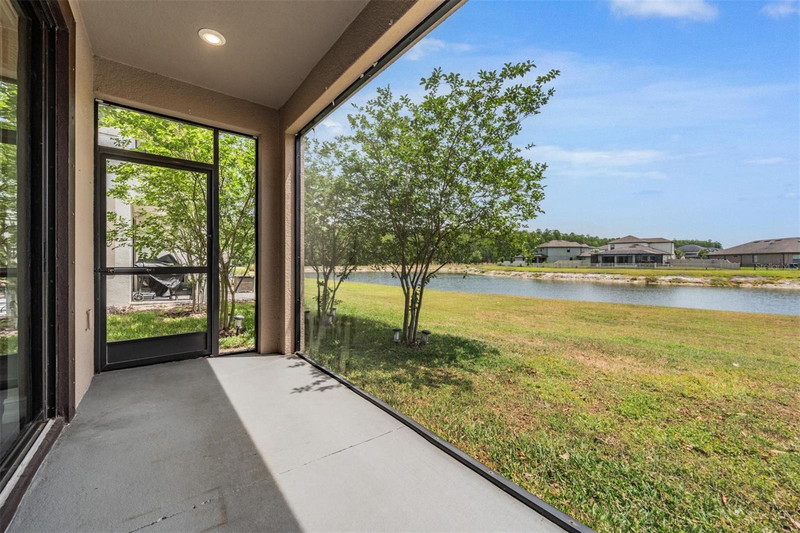 Image 23 of 49 For 4830 Isola Court