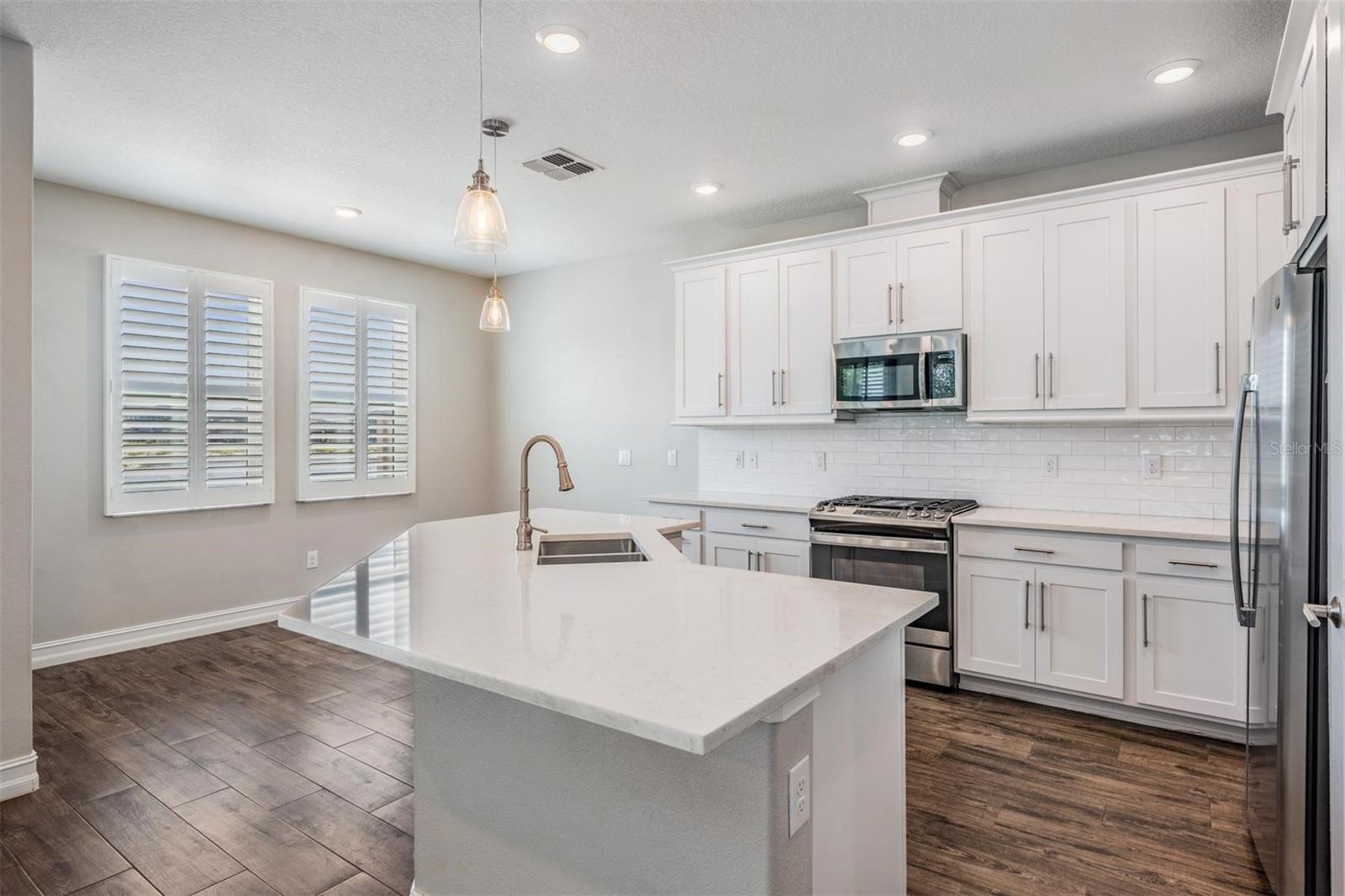 Image 3 of 49 For 4830 Isola Court