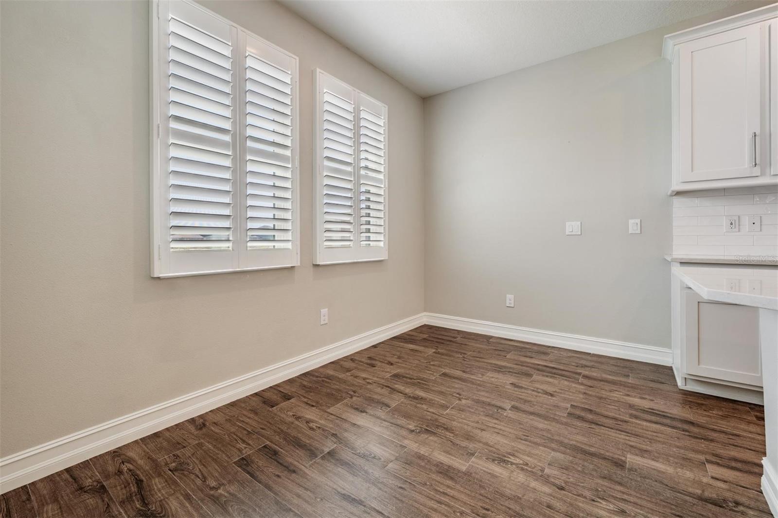 Image 43 of 49 For 4830 Isola Court