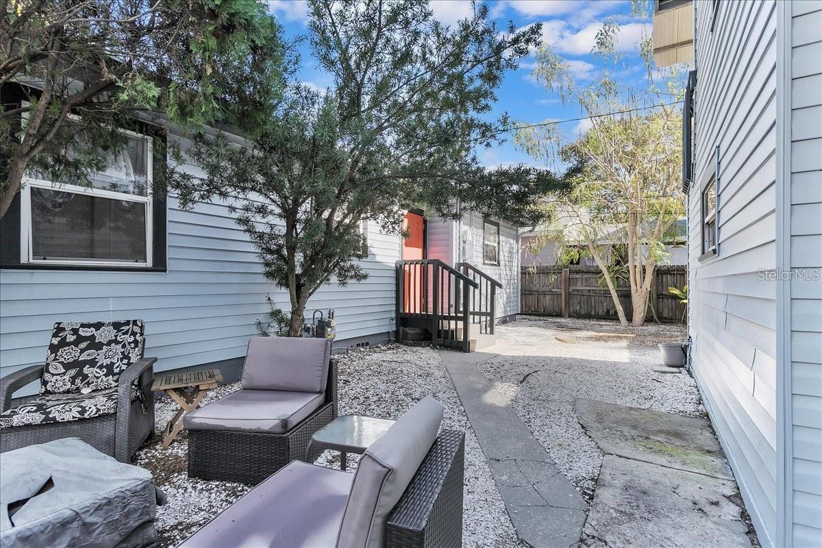 Image 11 of 15 For 828 22nd Avenue N 1-2