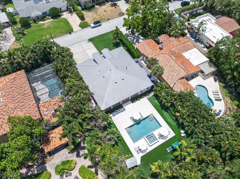 Image 75 of 78 For 140 Miramar Boulevard Ne