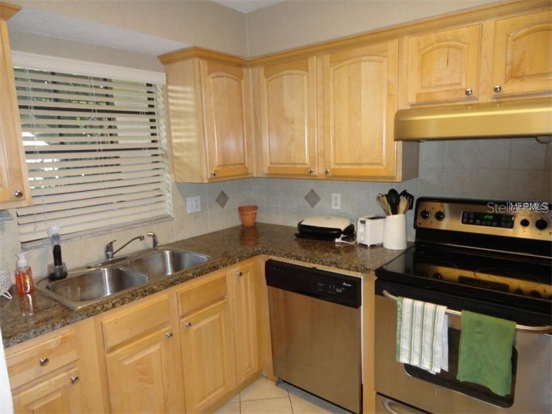 Image 14 of 23 For 6100 Gulfport Boulevard S 102