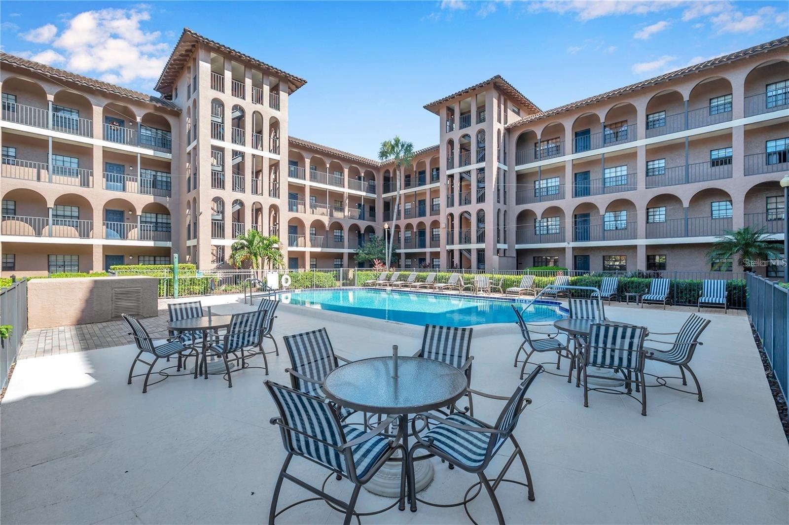 Image 20 of 23 For 6100 Gulfport Boulevard S 102