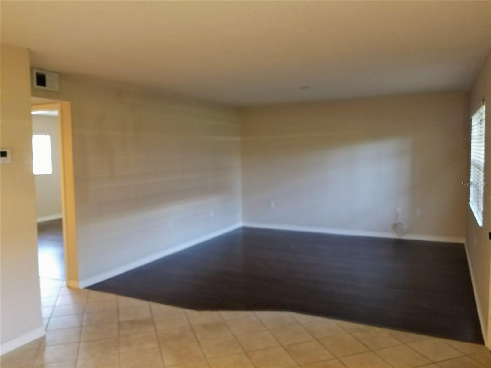 Image 7 of 23 For 6100 Gulfport Boulevard S 102