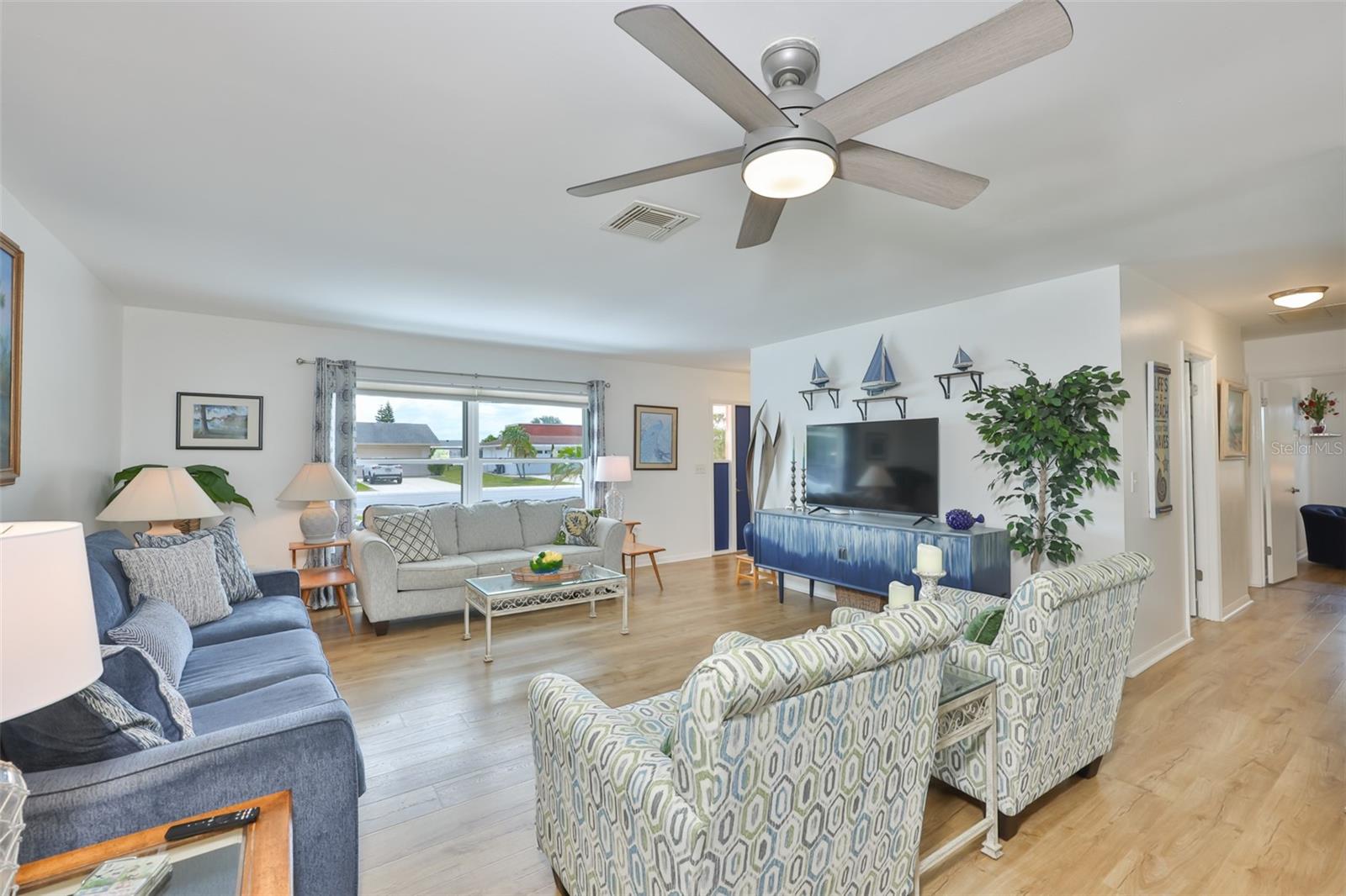 Image 11 of 51 For 1222 Del Webb Boulevard
