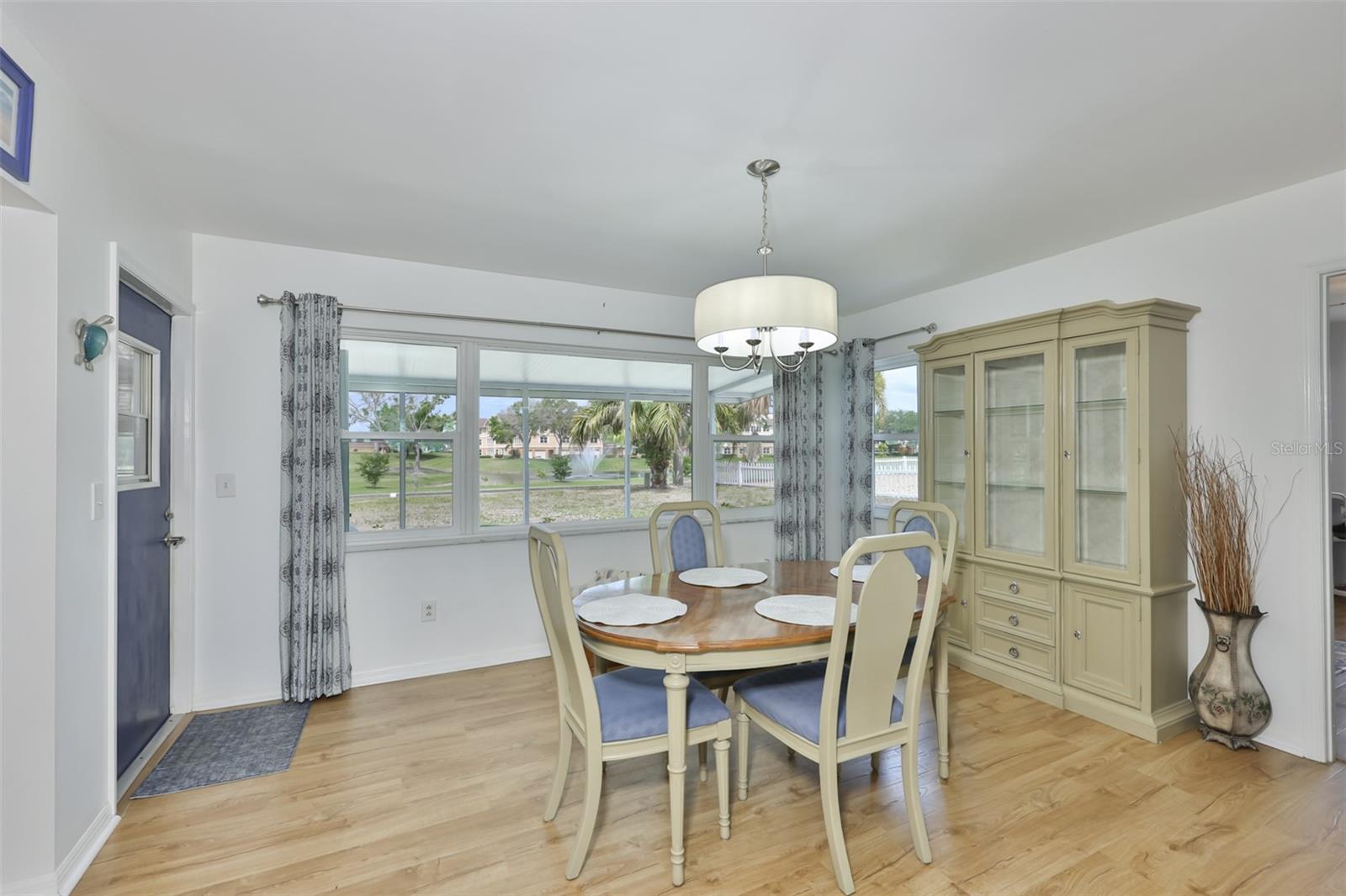 Image 17 of 51 For 1222 Del Webb Boulevard