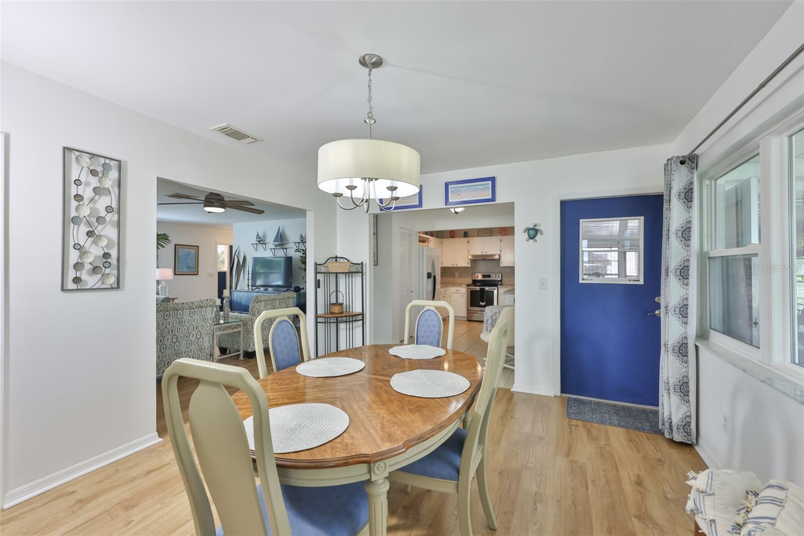 Image 18 of 51 For 1222 Del Webb Boulevard