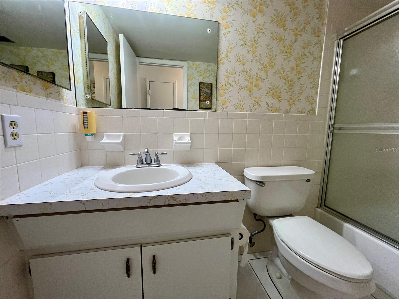 Image 16 of 49 For 2391 Sumatran Way 17