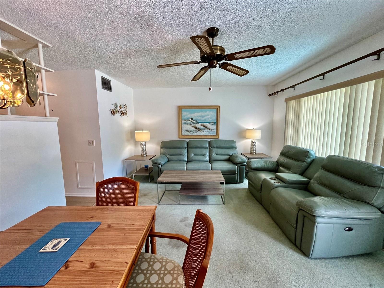Image 6 of 49 For 2391 Sumatran Way 17