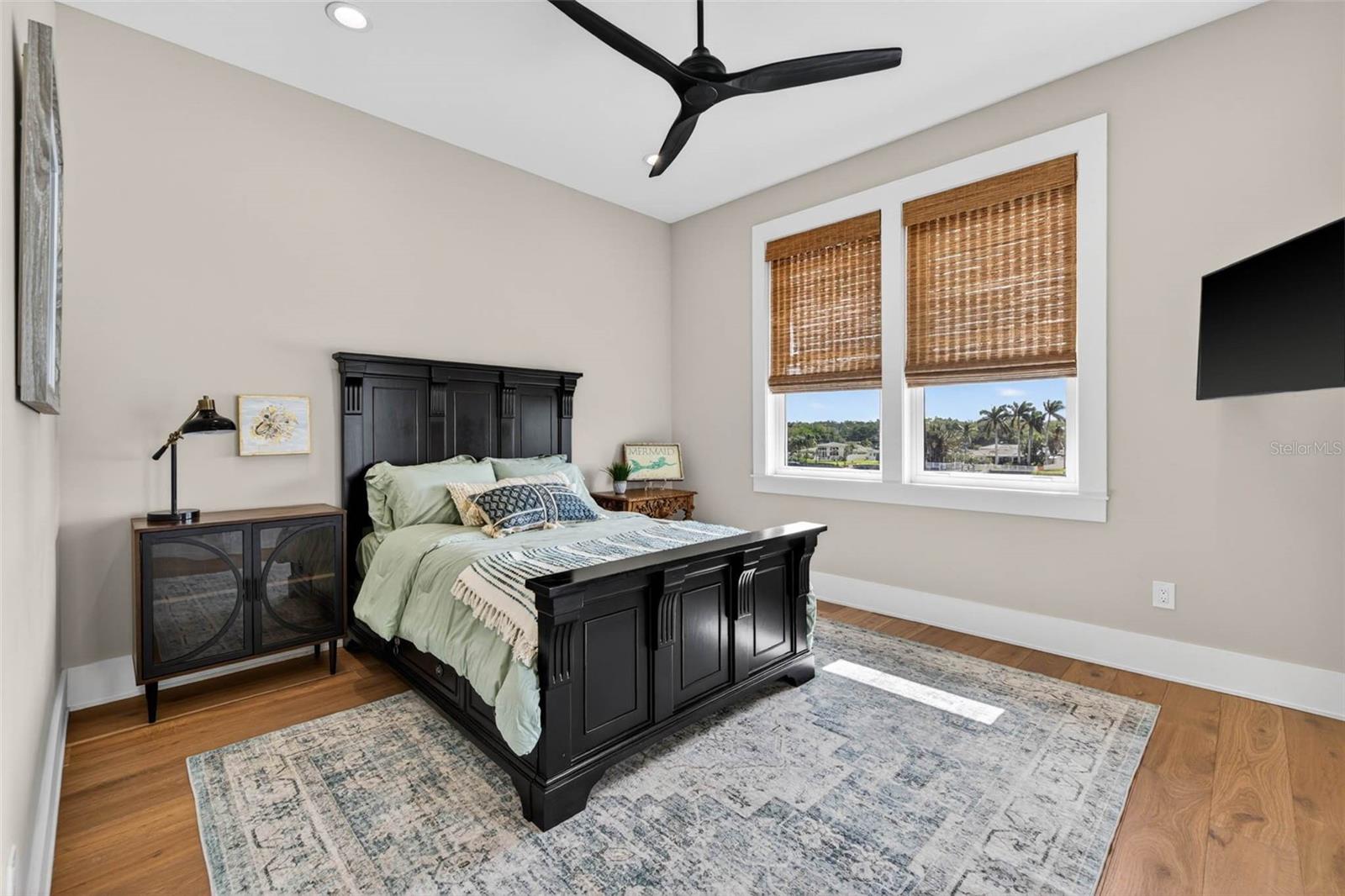 Image 25 of 40 For 413 Buttonwood Lane