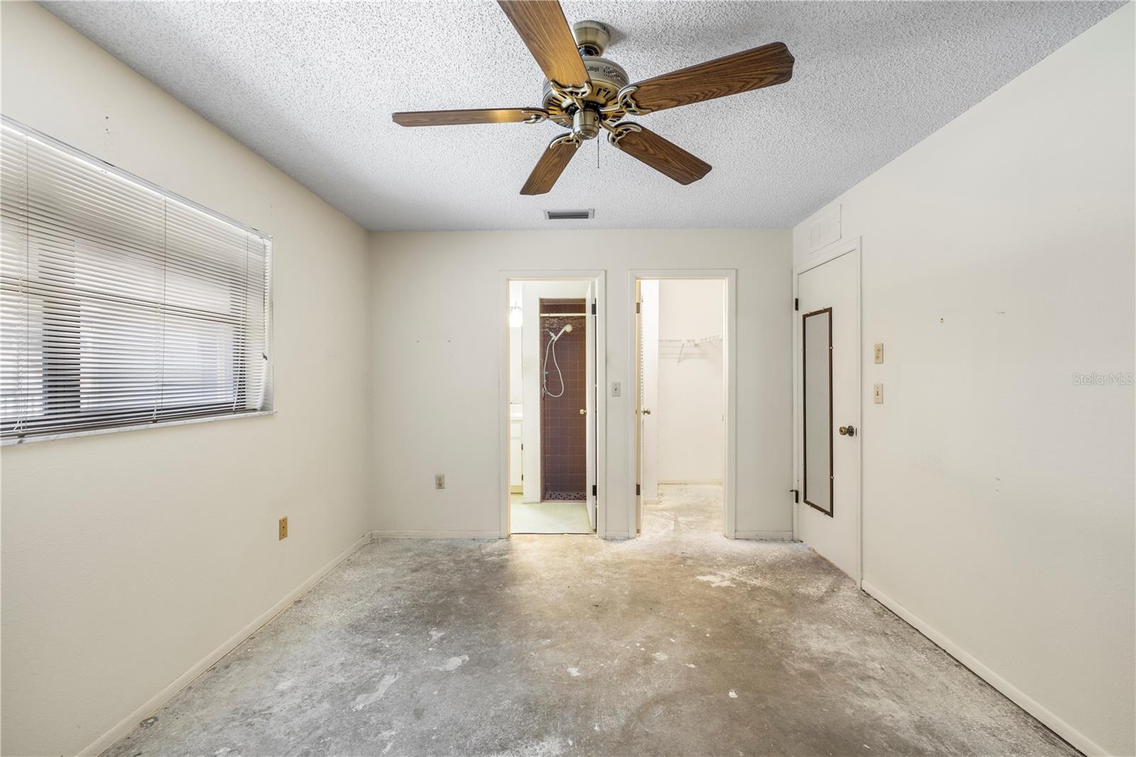 Image 21 of 45 For 277 Overstreet Court
