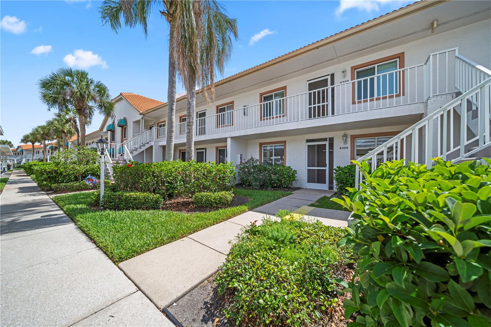 Image 2 of 39 For 4306 Madeira Court 3335