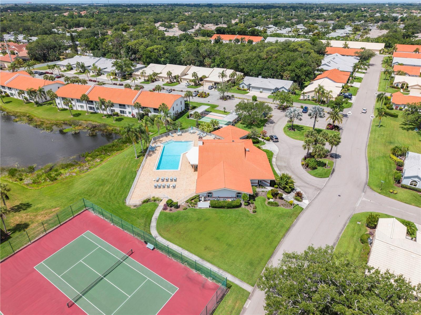 Image 27 of 39 For 4306 Madeira Court 3335