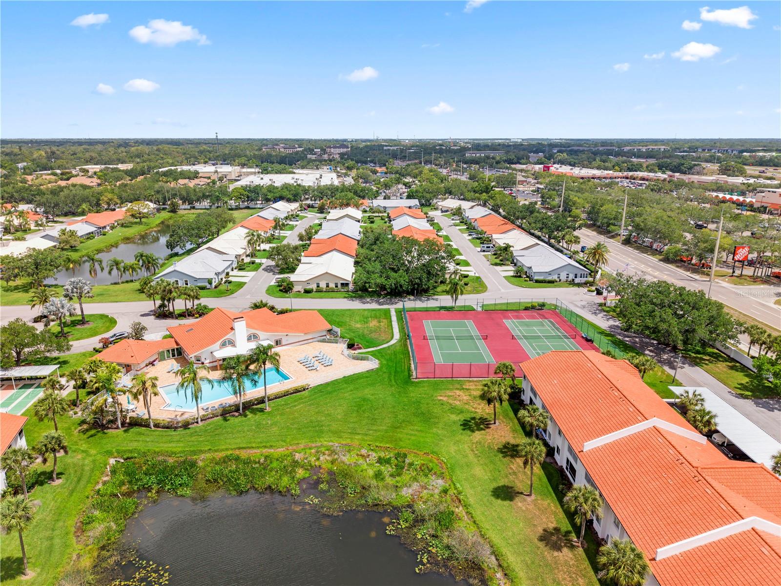 Image 32 of 39 For 4306 Madeira Court 3335