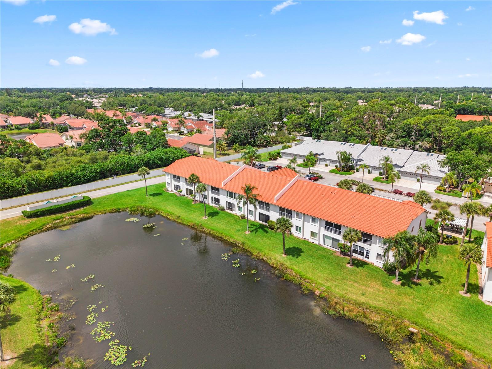 Image 35 of 39 For 4306 Madeira Court 3335