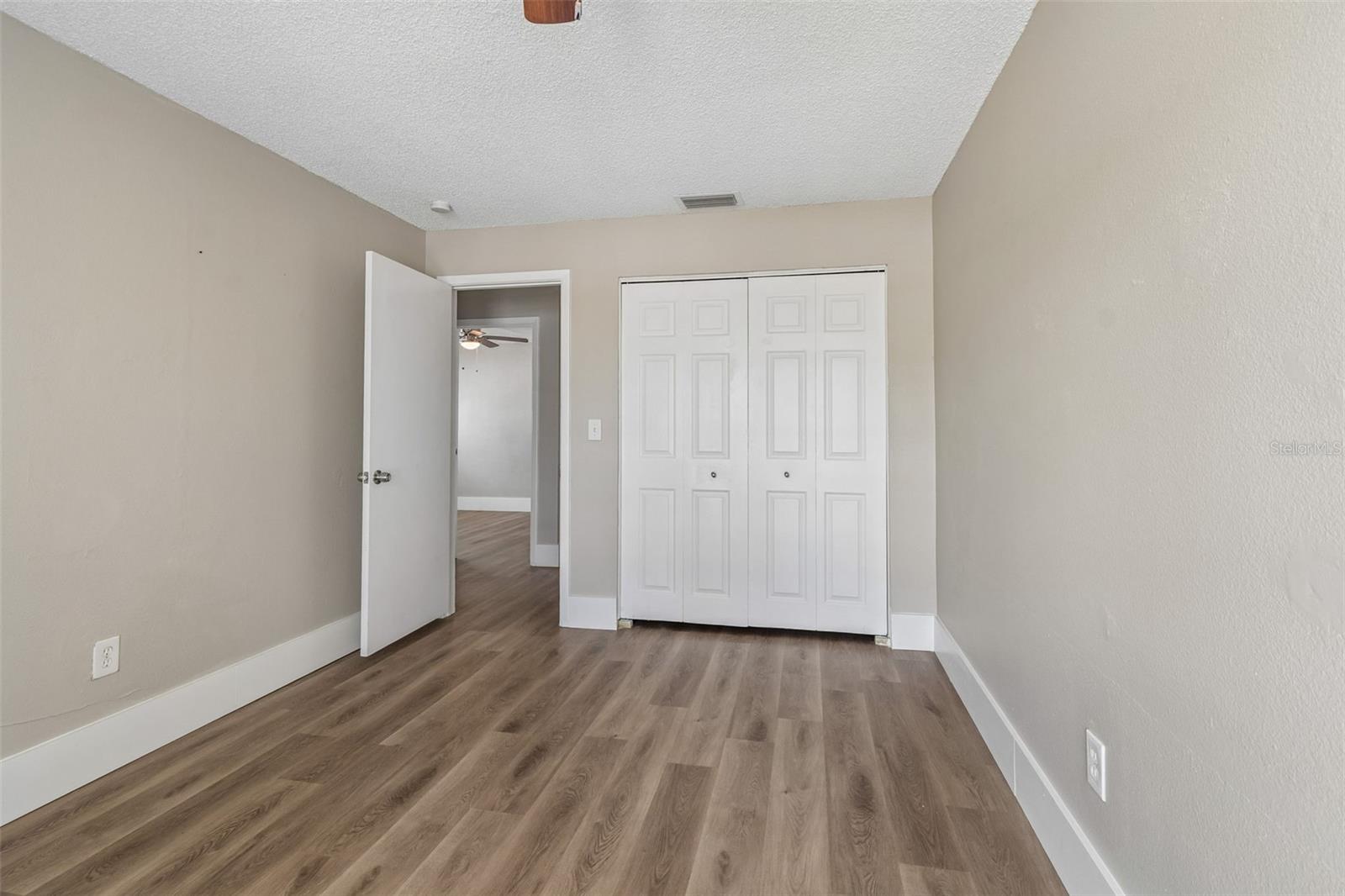 Image 27 of 53 For 13691 Serena Drive