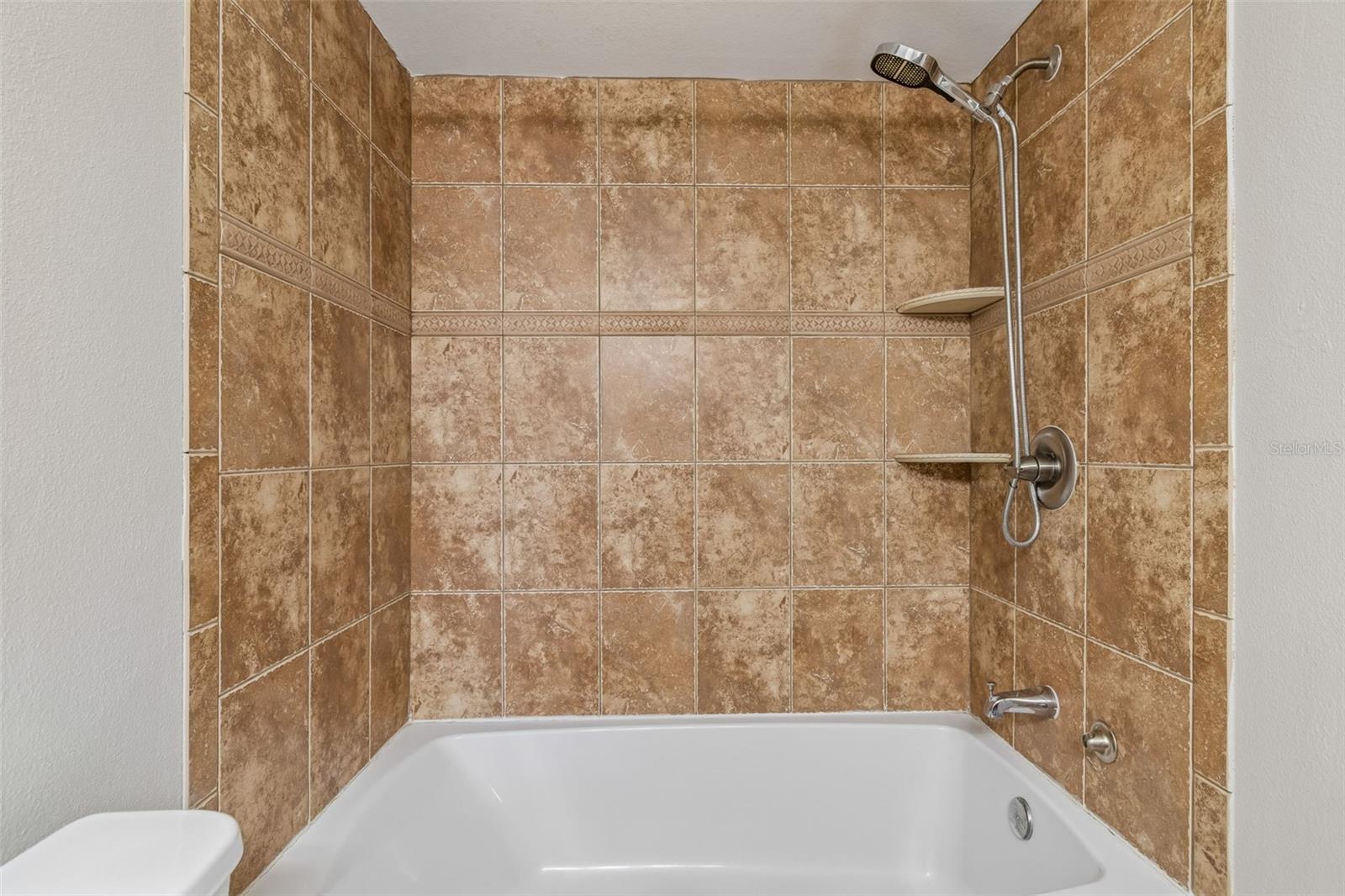 Image 32 of 53 For 13691 Serena Drive