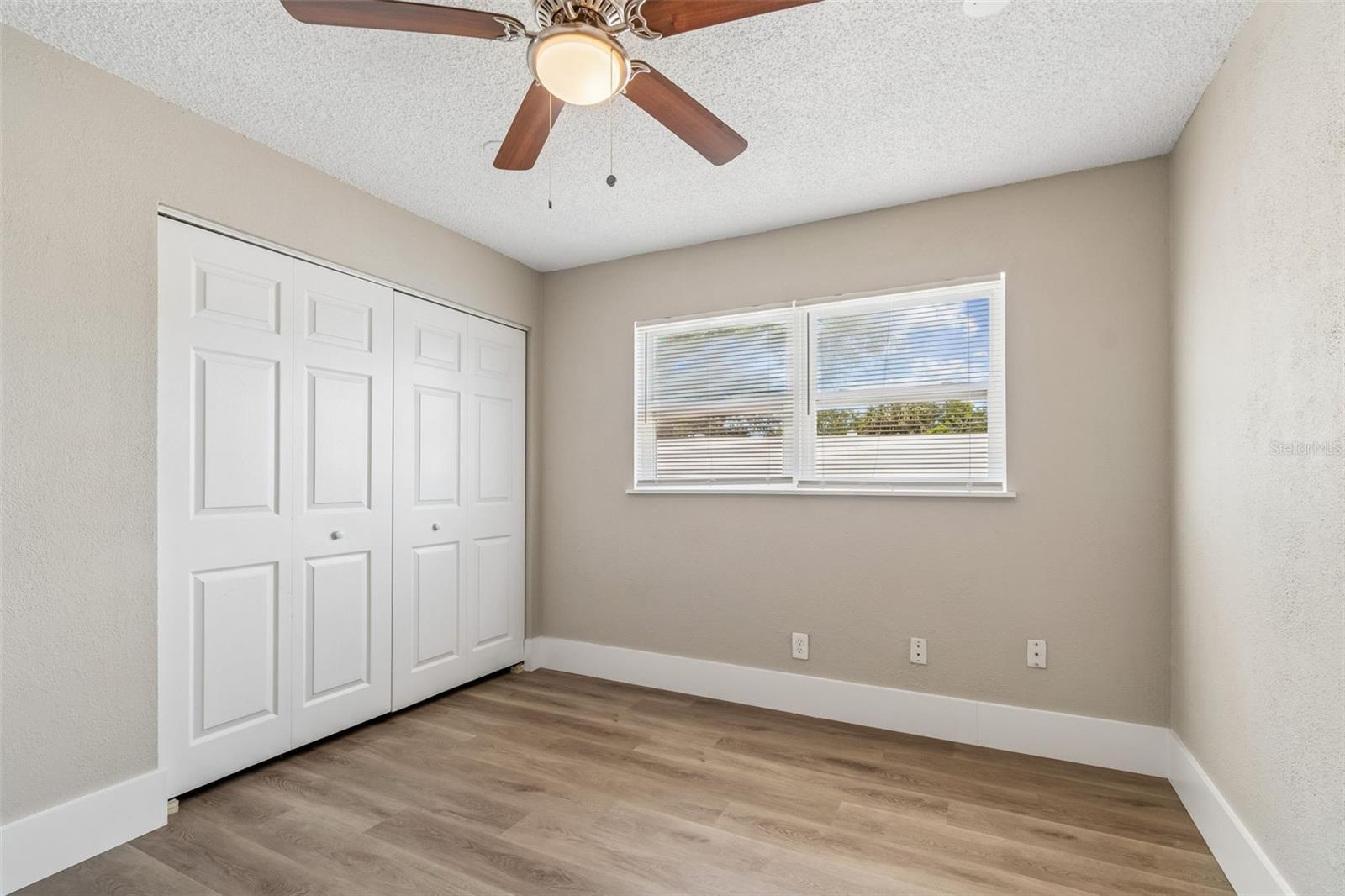 Image 35 of 53 For 13691 Serena Drive