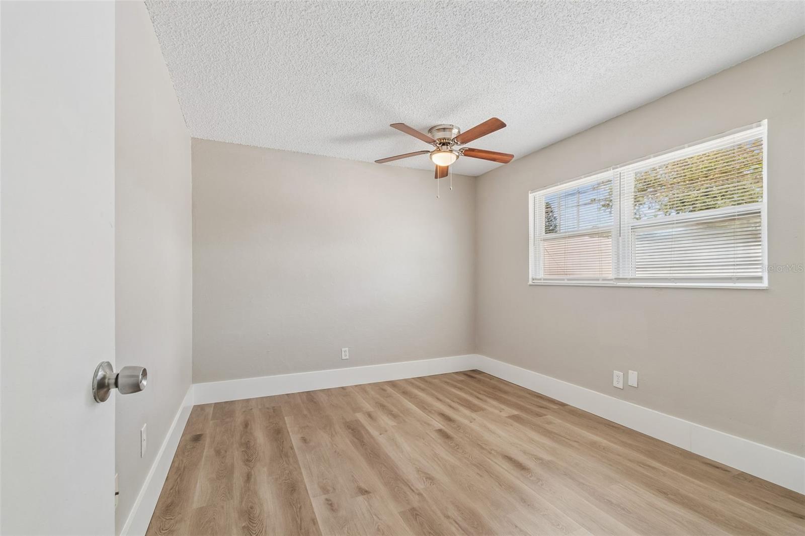 Image 38 of 53 For 13691 Serena Drive