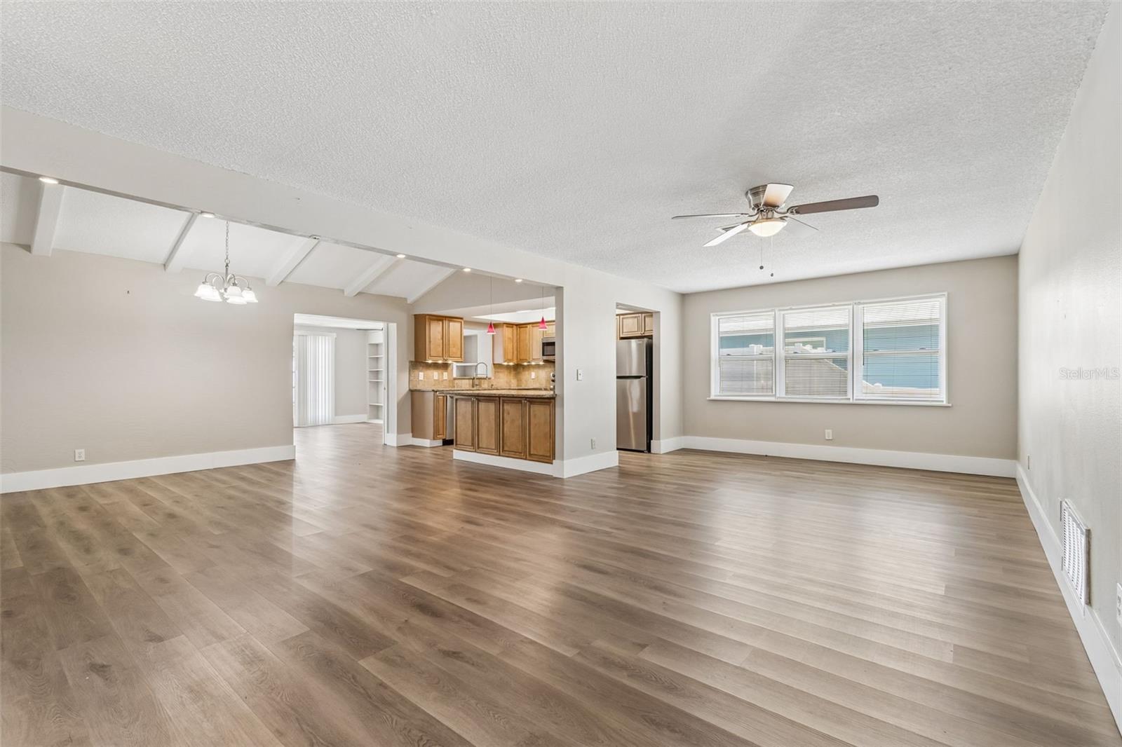 Image 6 of 53 For 13691 Serena Drive