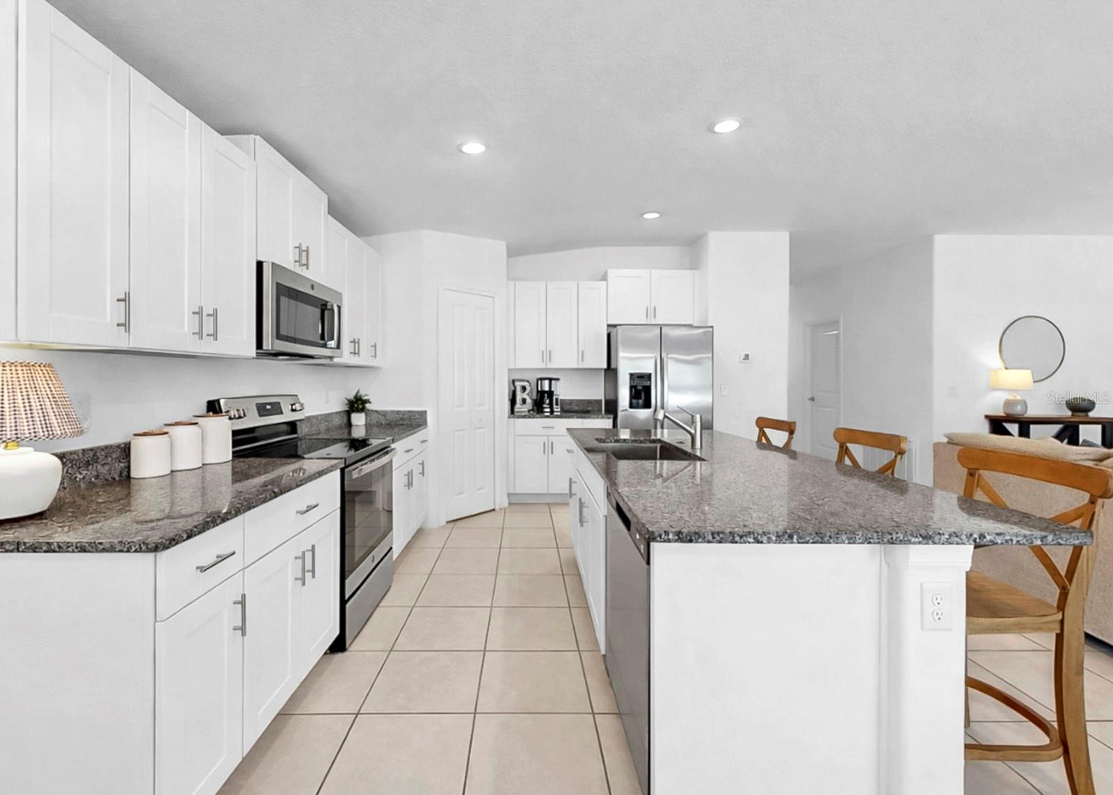 Image 11 of 73 For 13256 Great Plains Drive