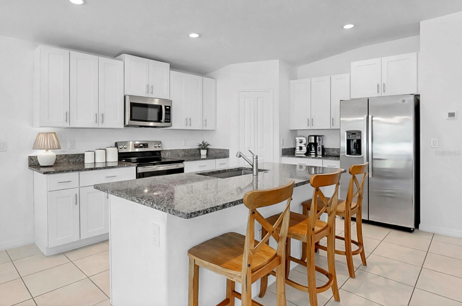 Image 8 of 73 For 13256 Great Plains Drive