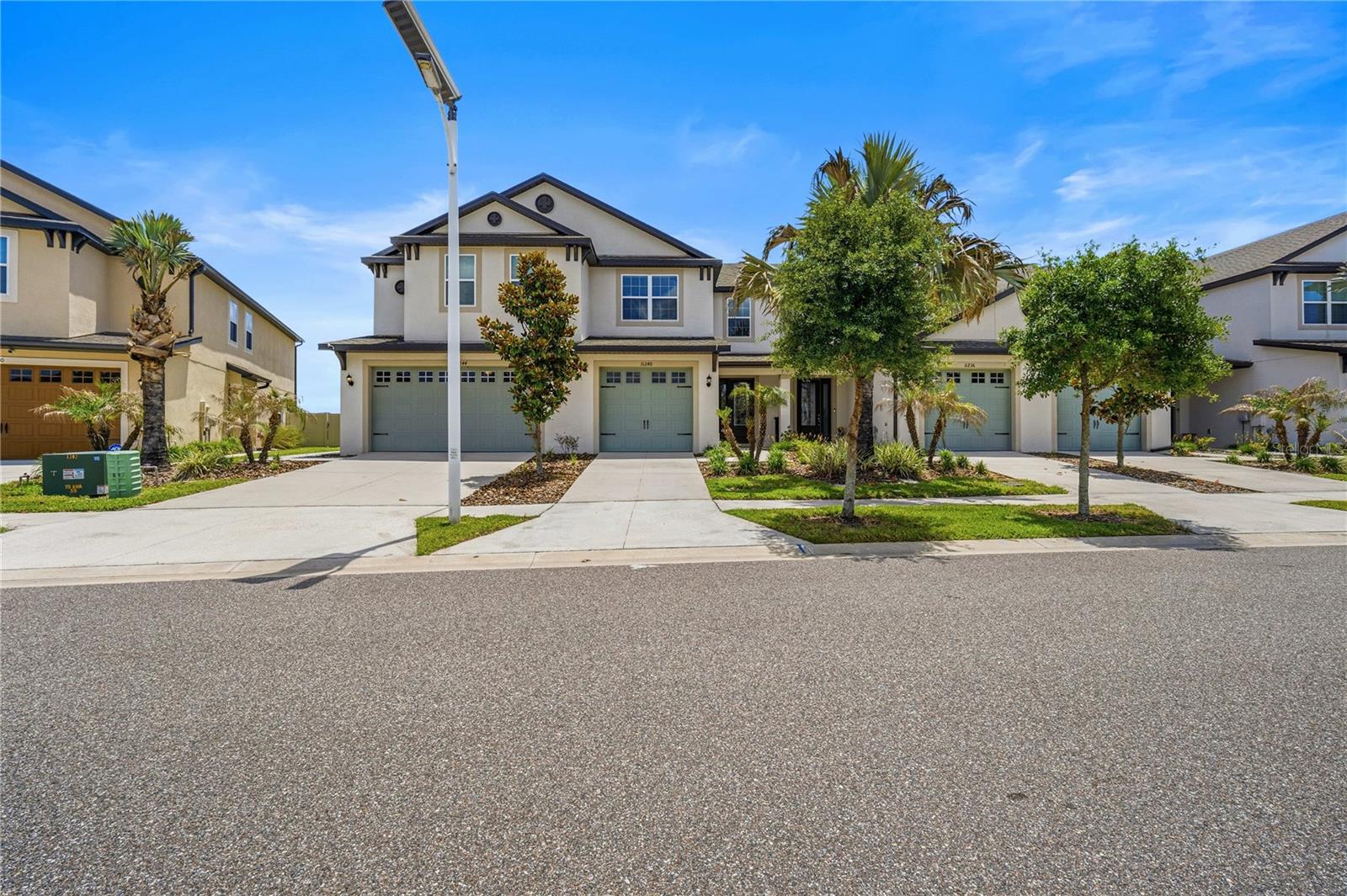 Image 6 of 66 For 11240 Cay Spruce Way