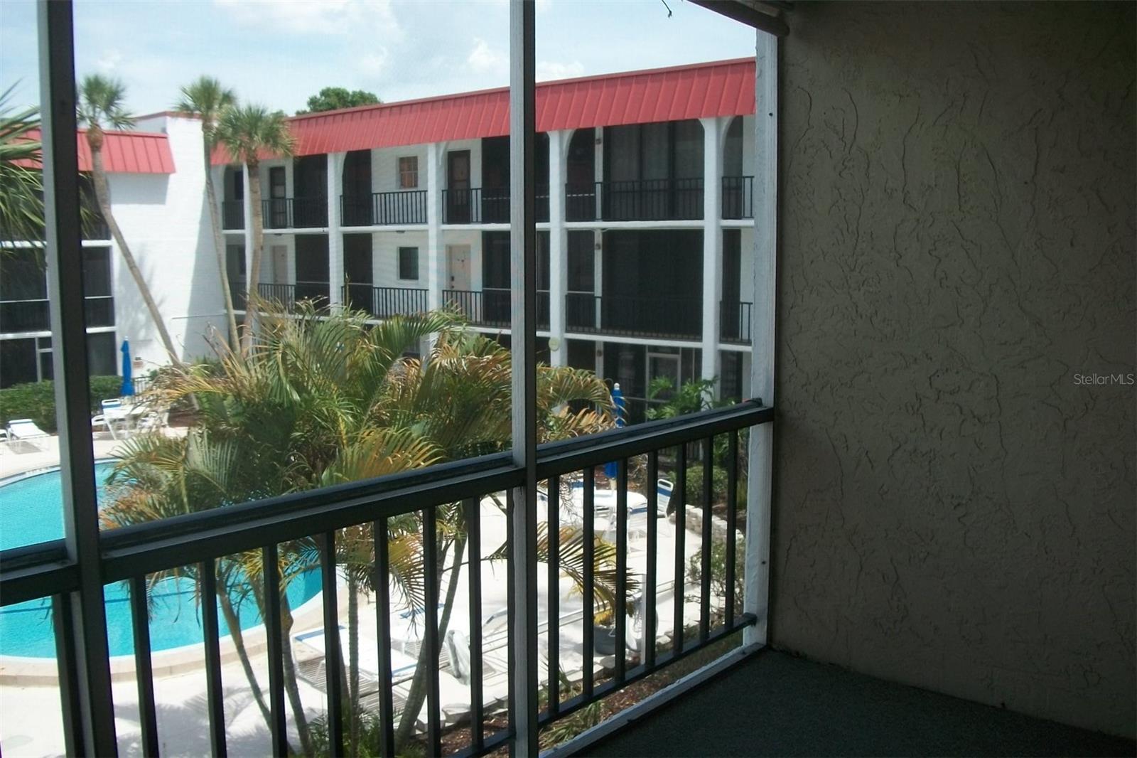 Image 6 of 14 For 10540 77th Terrace 210