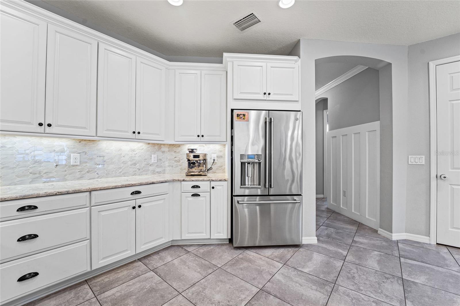 Image 11 of 47 For 8903 Arabella Lane