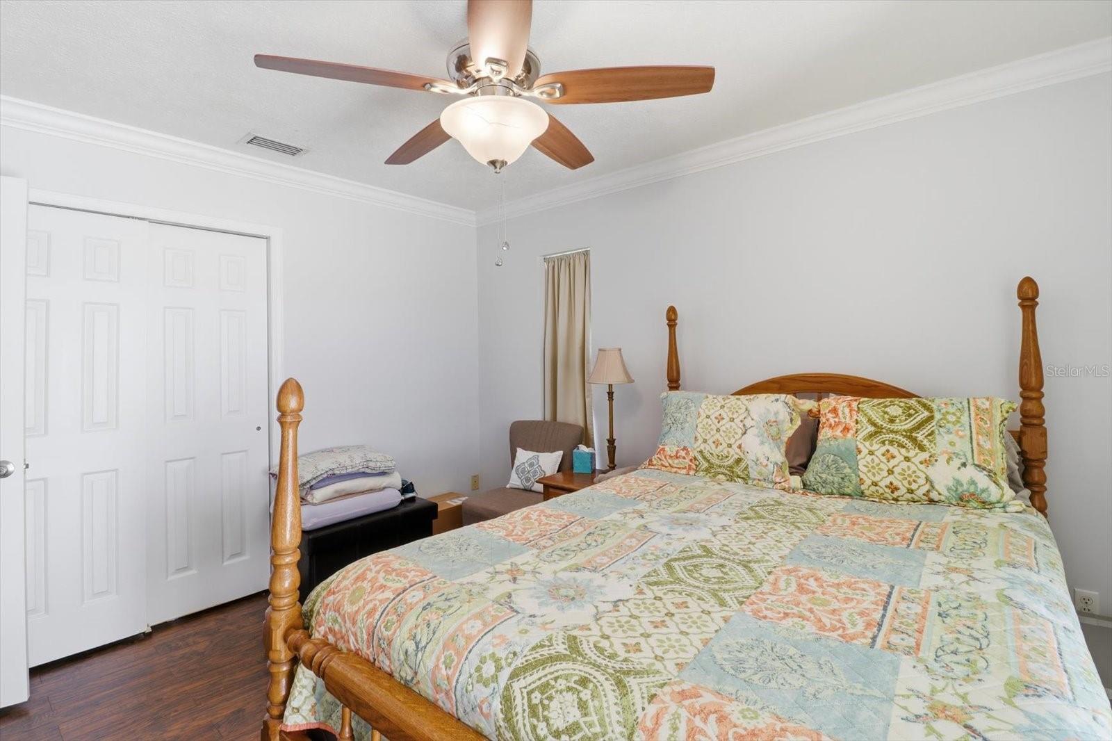 Listing photo id 27 for 7961 Riverbend Road