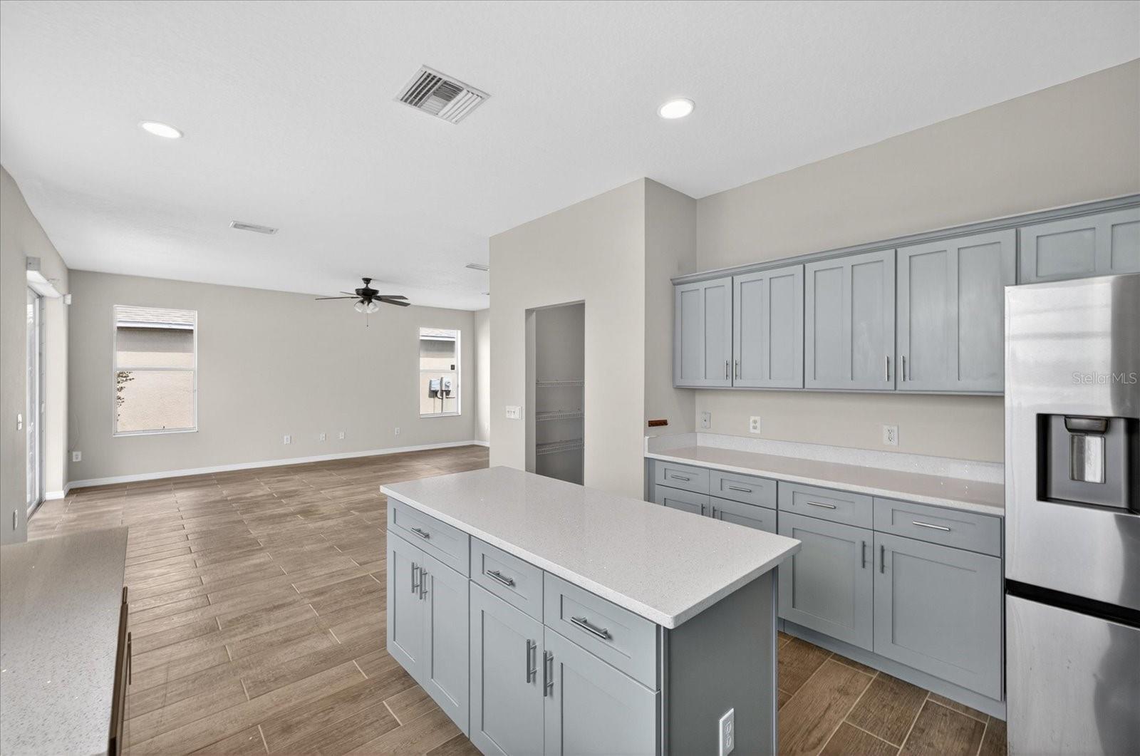 Image 10 of 51 For 8405 Canterbury Lake Boulevard