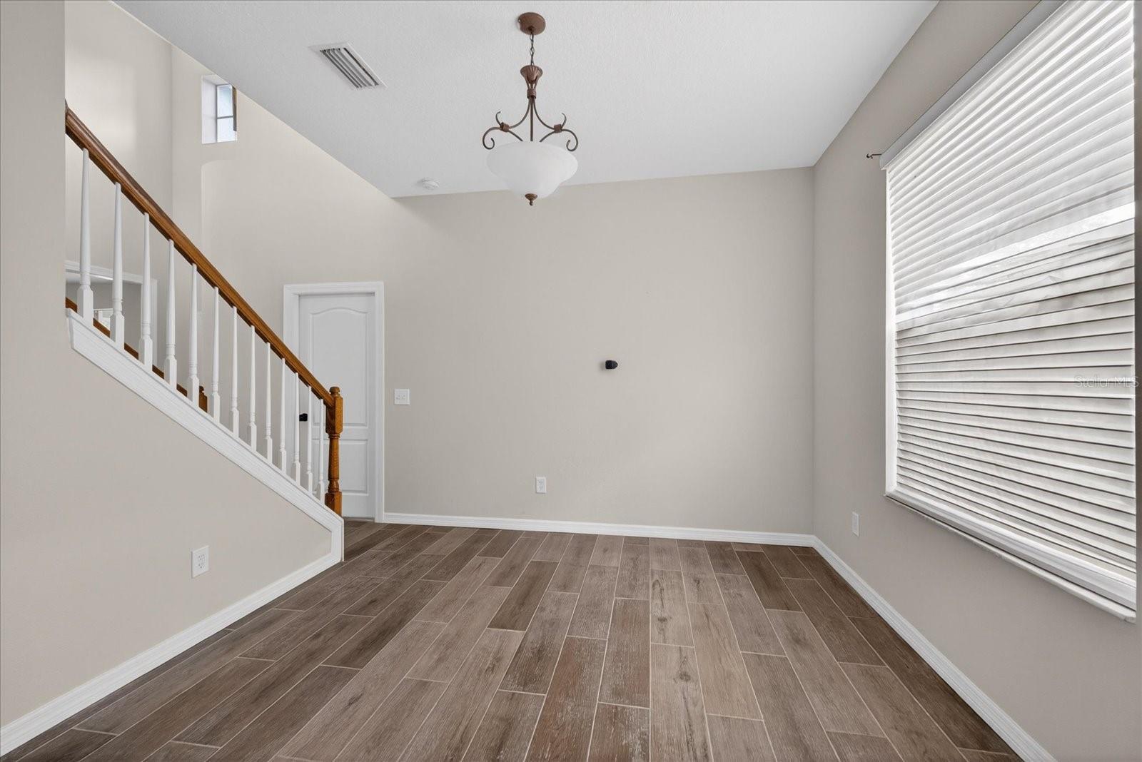 Image 18 of 51 For 8405 Canterbury Lake Boulevard