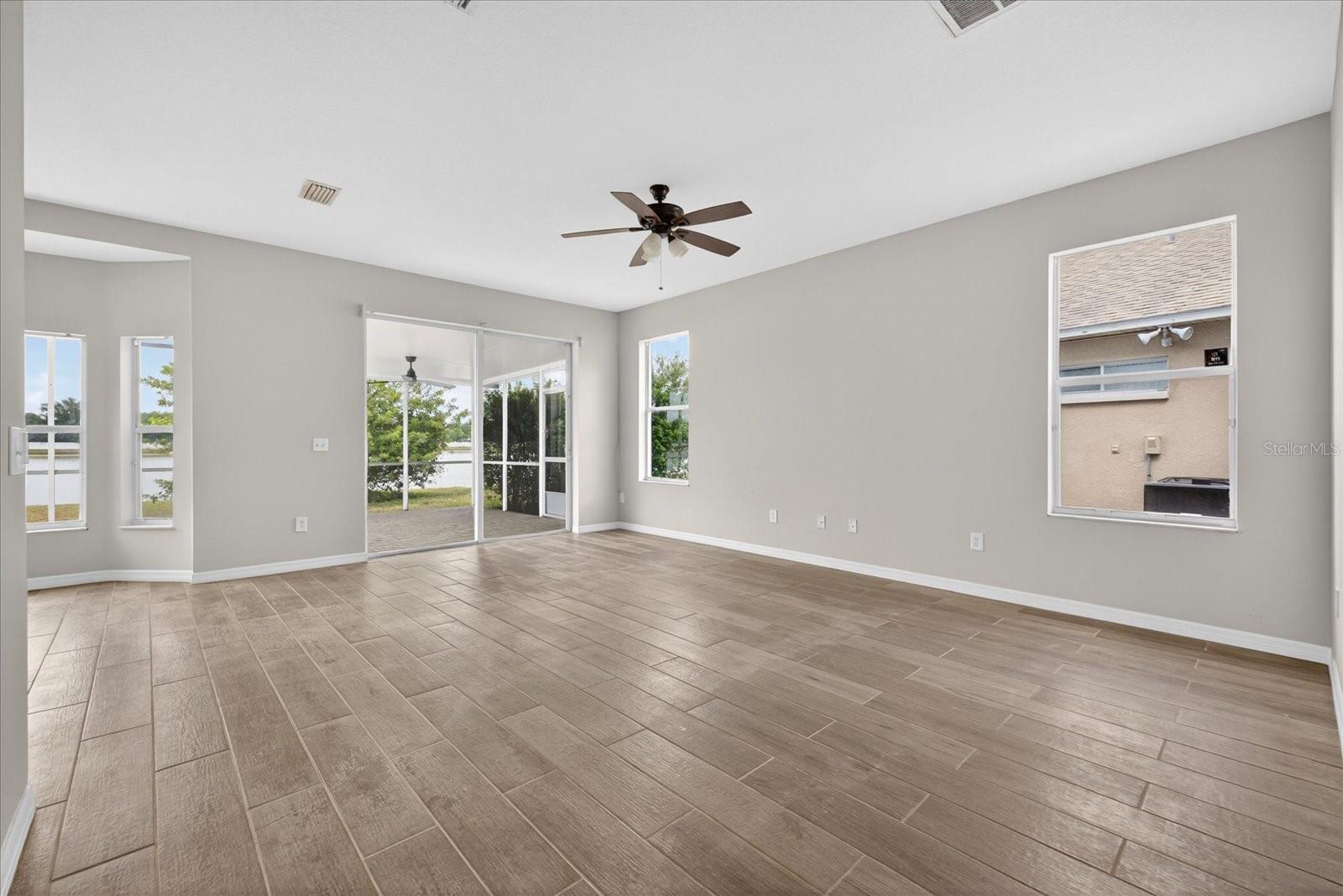Image 22 of 51 For 8405 Canterbury Lake Boulevard