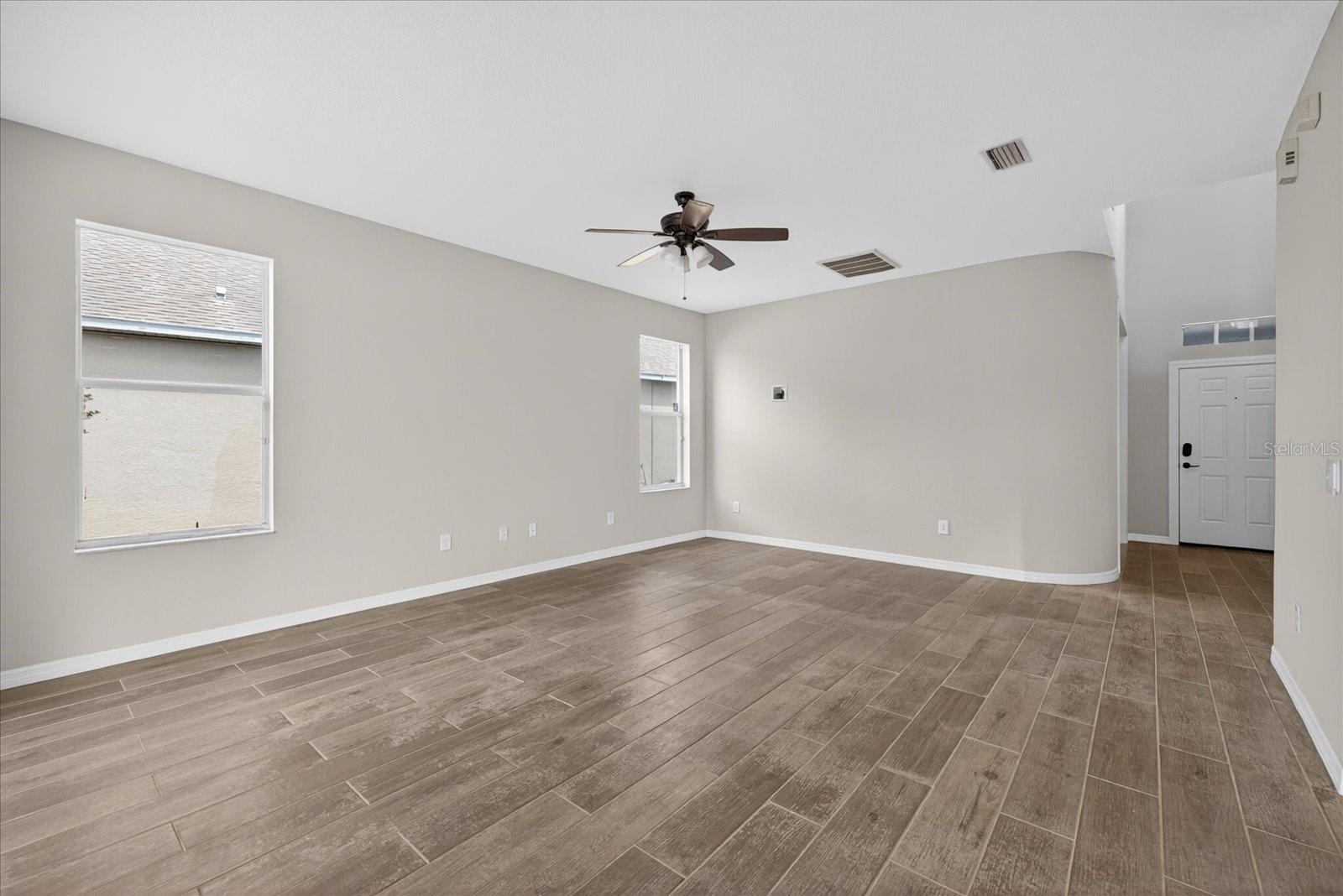 Image 23 of 51 For 8405 Canterbury Lake Boulevard