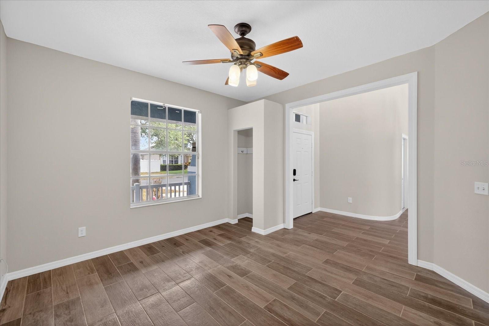 Image 25 of 51 For 8405 Canterbury Lake Boulevard