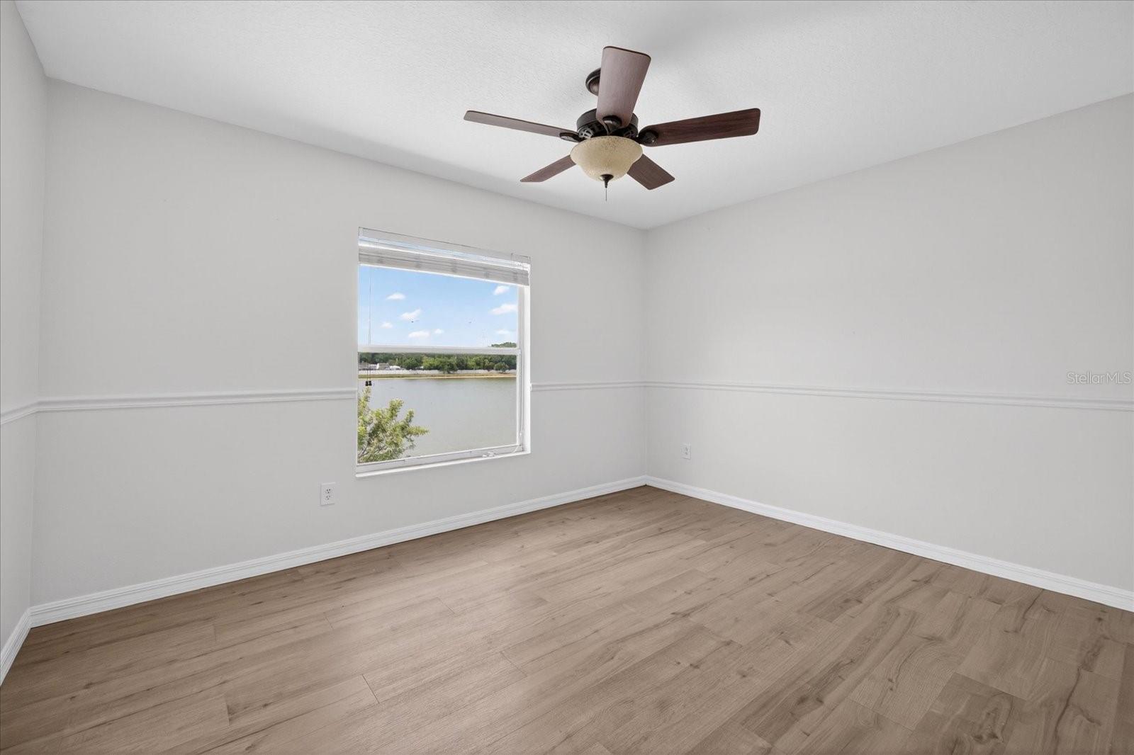 Image 39 of 51 For 8405 Canterbury Lake Boulevard