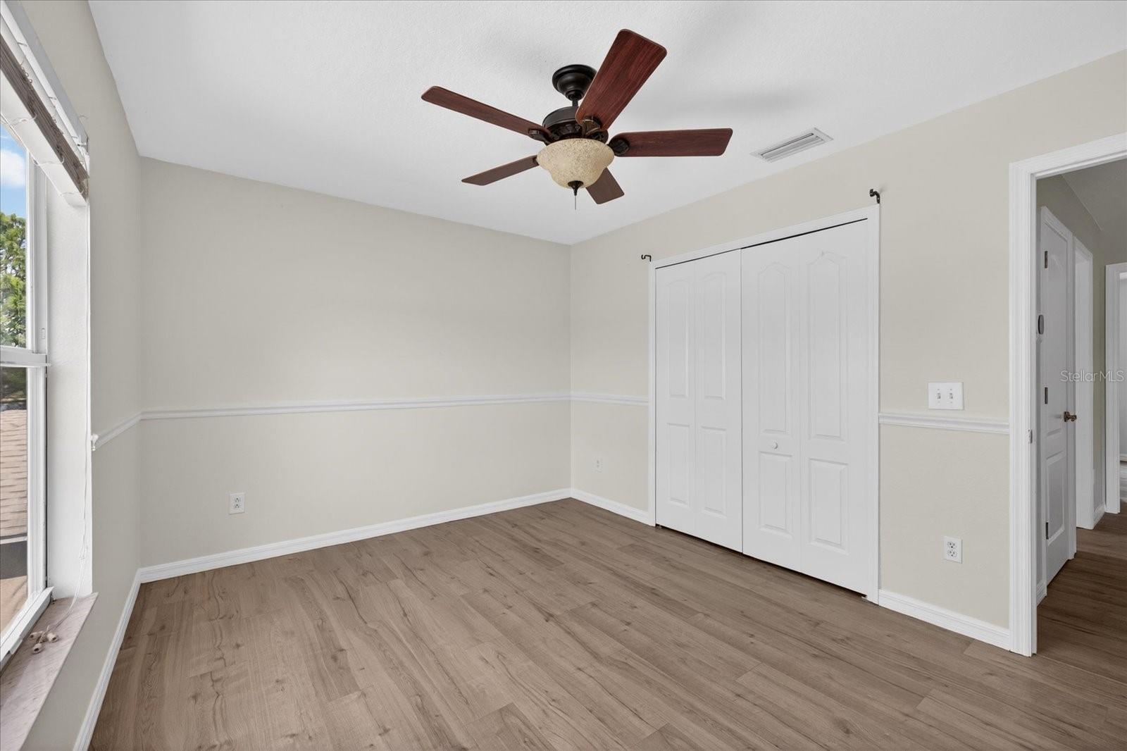 Image 40 of 51 For 8405 Canterbury Lake Boulevard