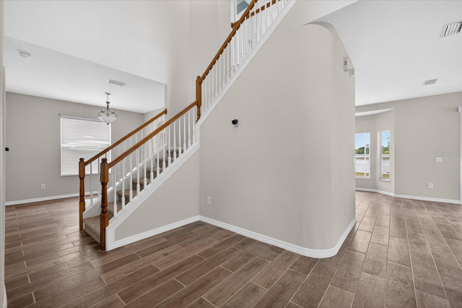 Image 6 of 51 For 8405 Canterbury Lake Boulevard
