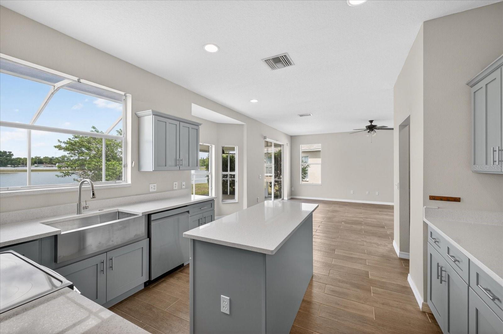 Image 7 of 51 For 8405 Canterbury Lake Boulevard