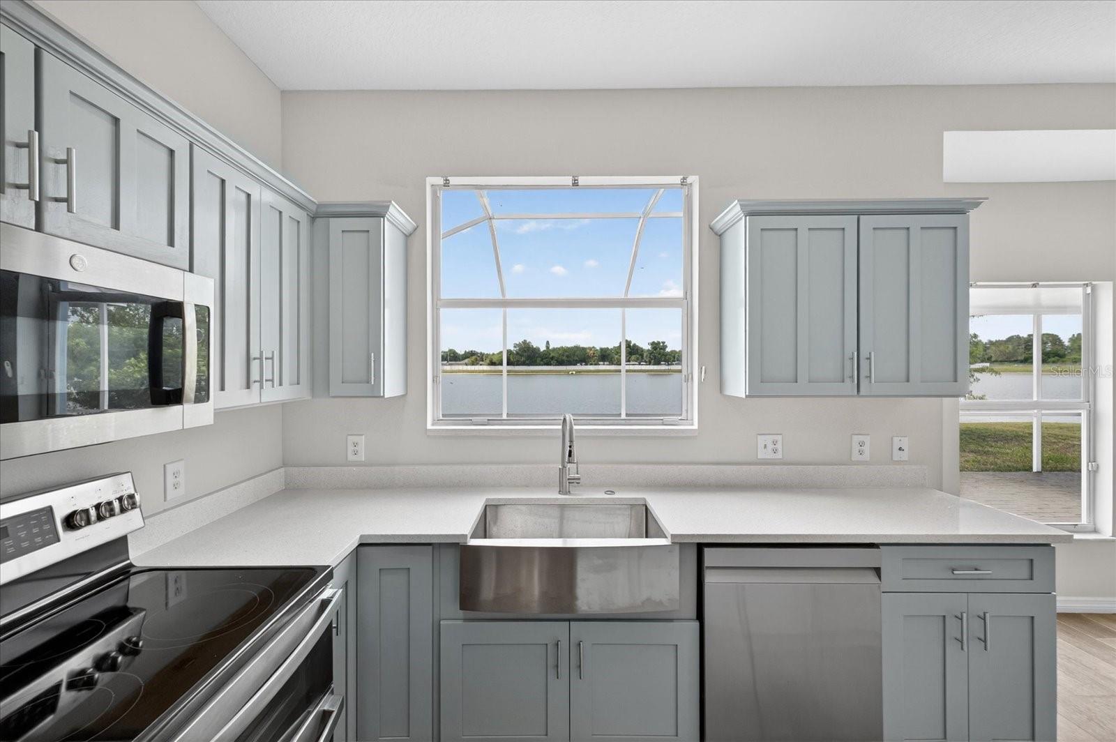 Image 9 of 51 For 8405 Canterbury Lake Boulevard