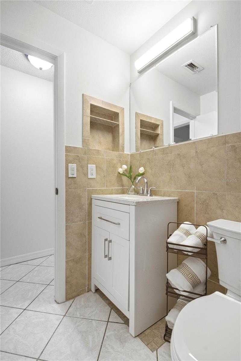 Image 37 of 44 For 2909 Fig Court