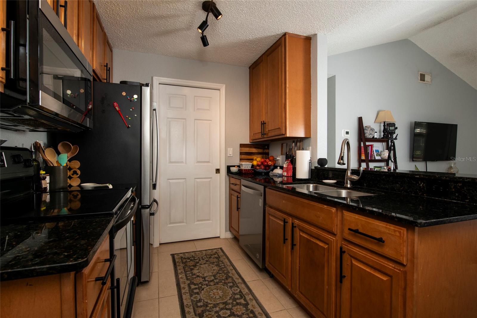 Image 11 of 43 For 10263 Gandy Boulevard N 2202