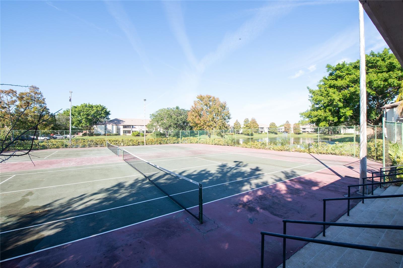 Image 35 of 43 For 10263 Gandy Boulevard N 2202
