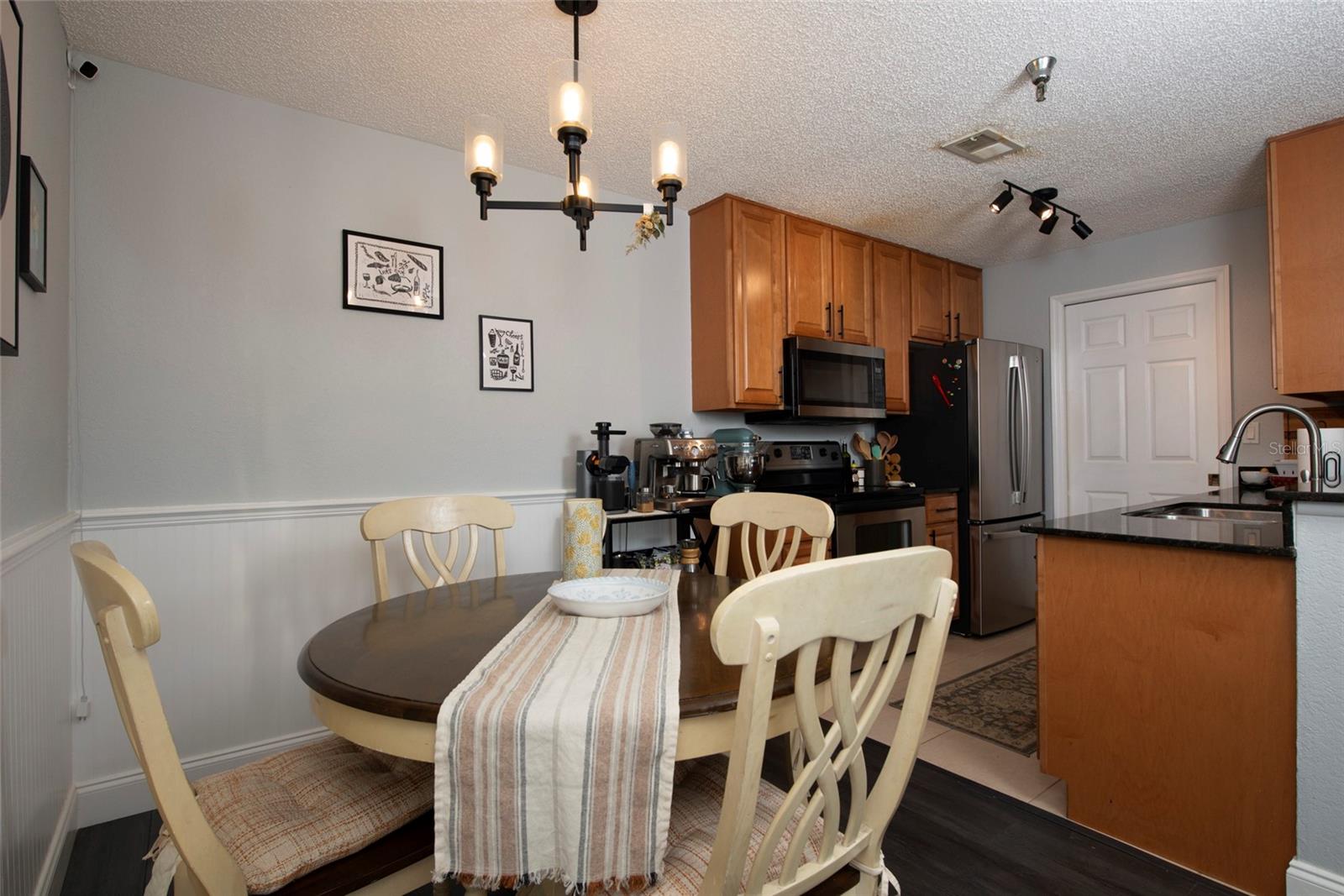 Image 8 of 43 For 10263 Gandy Boulevard N 2202