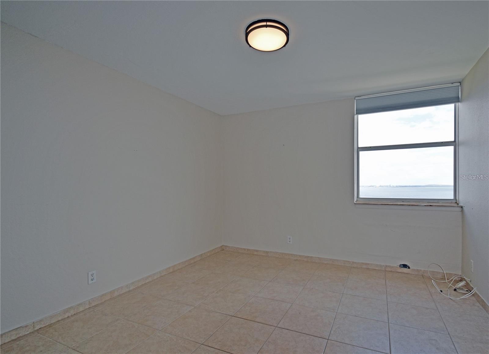 Image 24 of 32 For 4015 Bayshore Boulevard 17f
